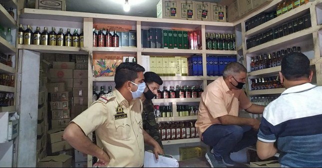 J&K HC dismisses review petitions of wine shop owners; new process underway