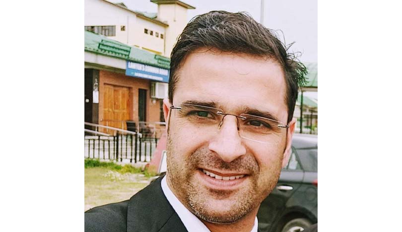 Advocate Babar Qadri shot dead in Srinagar