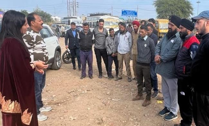 Transporters made aware about recent amendments in Contract Carriage Permit rules