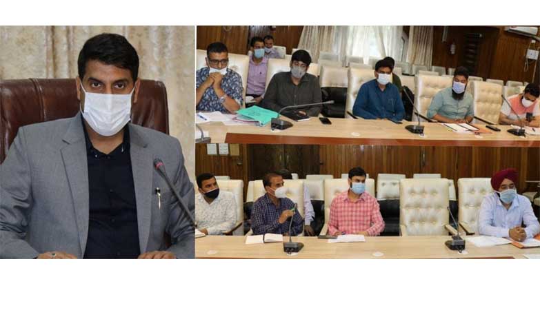 DDC Srinagar reviews progress of Ring Road Project