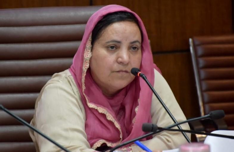 Sakeena Itoo reviews performance, functioning, progress of School, Higher Education Deptts.