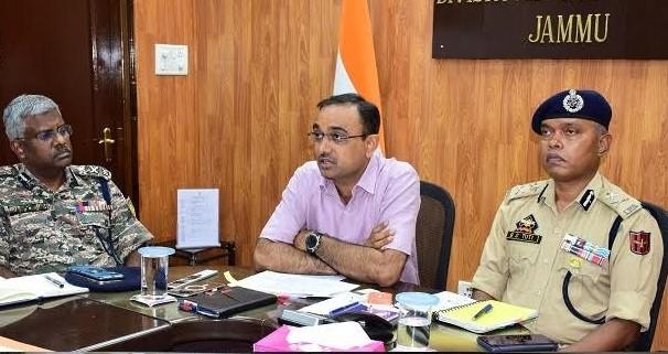 Div Com and IGP review preparations for Tiranga Yatra and Har Ghar Tiranga campaign in Jammu Division