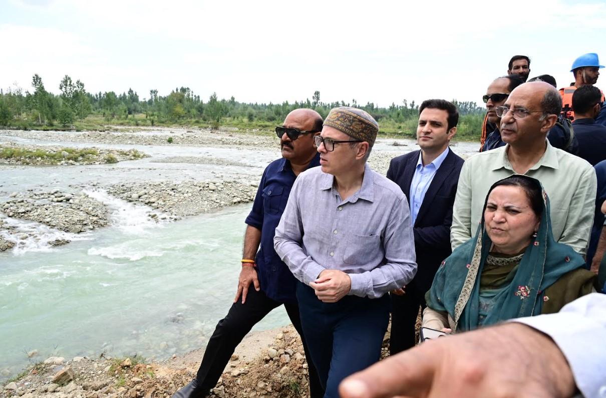 CM Omar Abdullah visits Kulgam to assess flood damage and oversee restoration efforts following heavy rains in the district