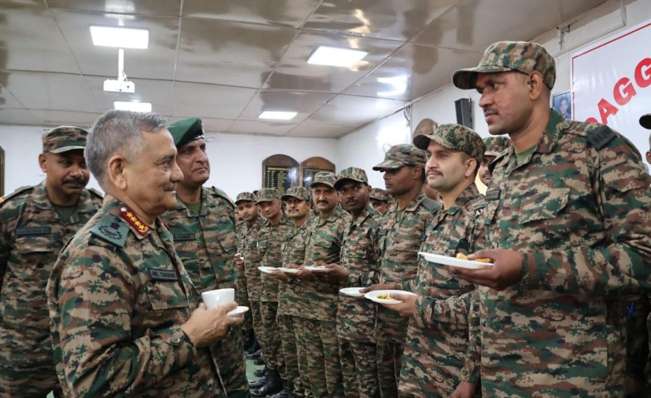 Chief of defence staff reviews operational preparedness along LoC in north Kashmir