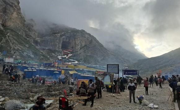 Amarnath Yatra Suspended on Both Routes From August 9