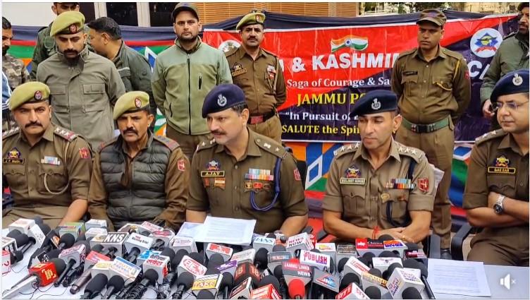 JK Police को मिला बड़ी कामयाबी; 4.95 Kg Chitta recovered by Gandhi Nagar Police station