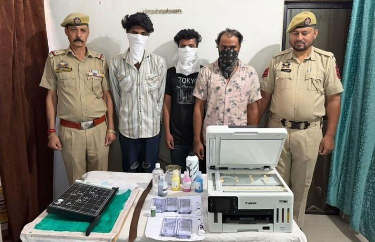 Three Arrested as Jammu Kashmir Police Bust Fake Currency Racket