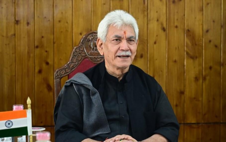 Lieutenant Governor Greets People on the Eve of Deepawali