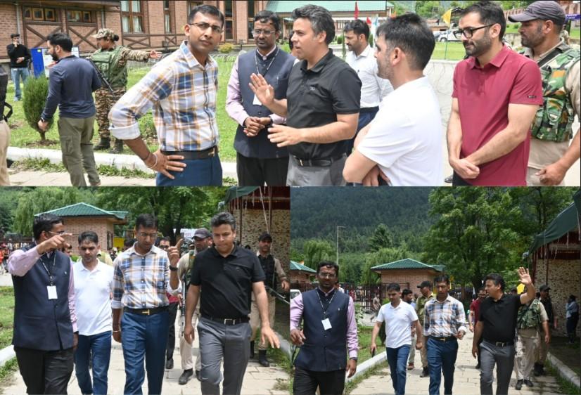 Div Com Kashmir visits Nunwan Base Camp