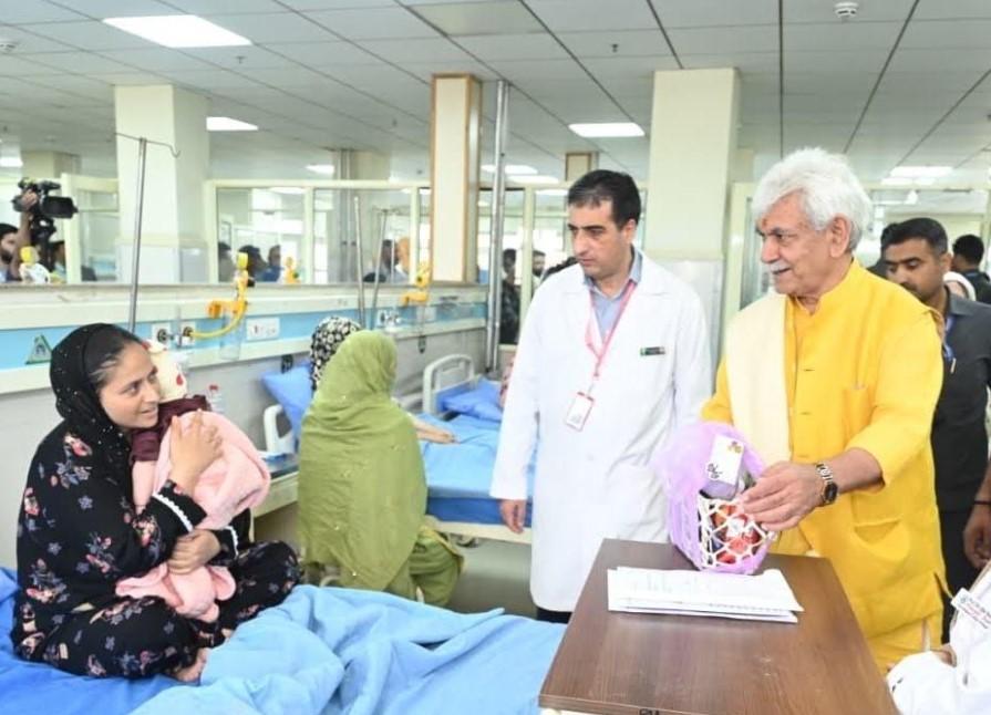 Lieutenant Governor Celebrates Hon'ble PM Shri Narendra Modi's Birthday with Children at Srinagar’s ‘Palaash’ and ‘Pareesha’ Homes