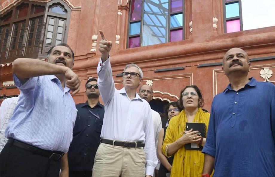CM Omar Abdullah inspects Mubarak Mandi restoration; stresses on enhancing its heritage appeal