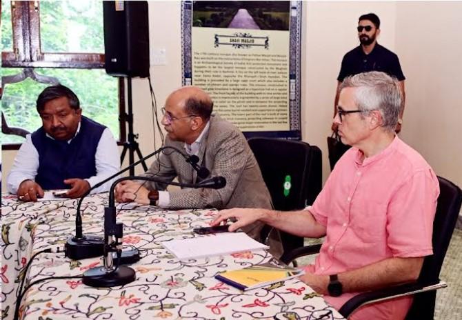 CM Omar Abdullah reviews preparations for Eid-e-Milad-un-Nabi (SAW)