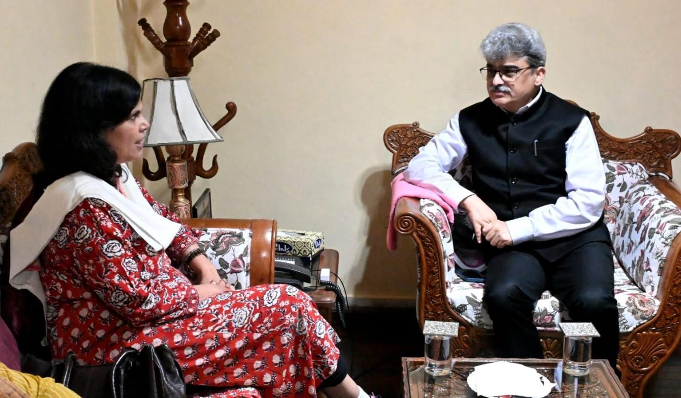 CS discusses strengthening of health infra with Union Health Secretary