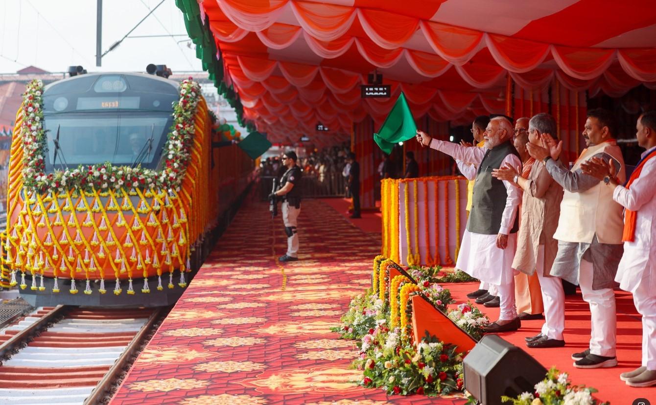 PM Modi flags off India's first Vande Bharat sleeper train