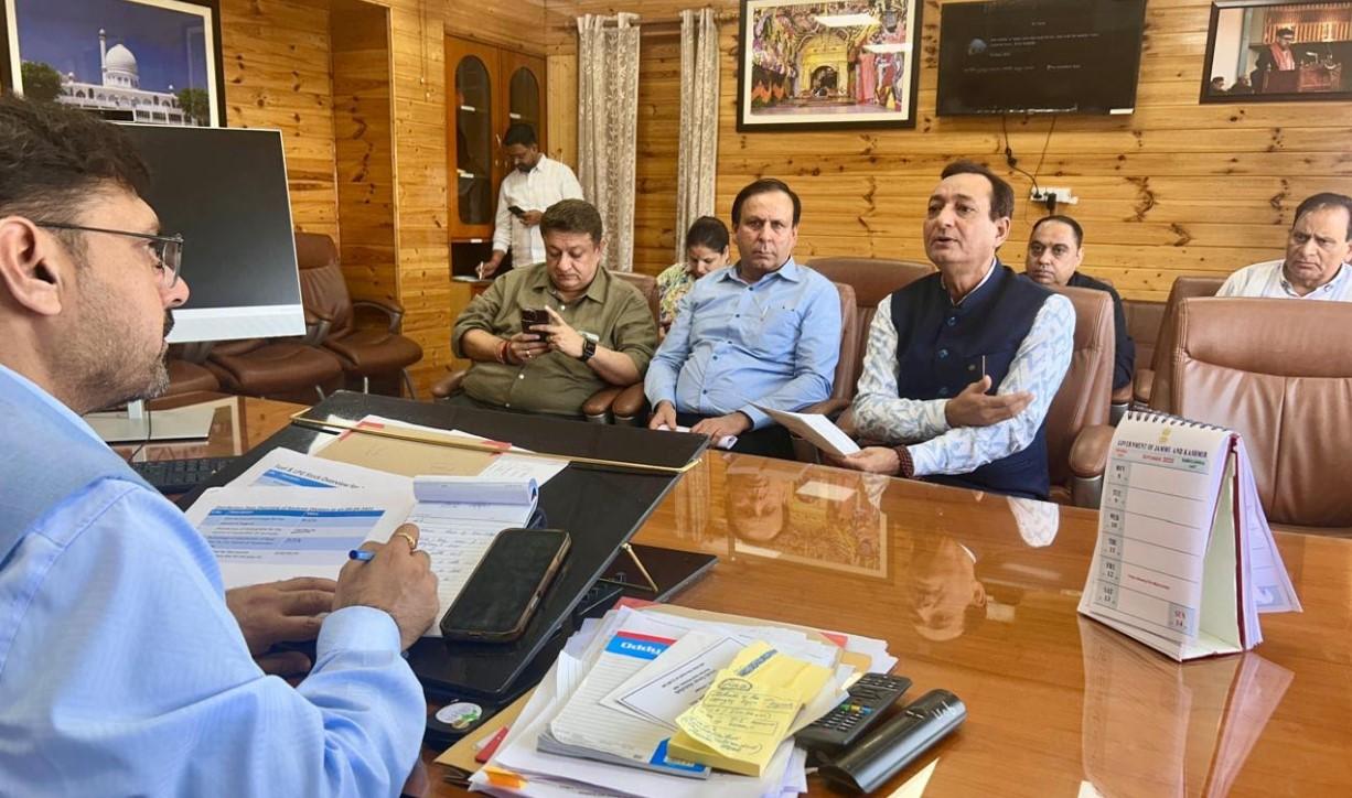 Satish Sharma reviews supply position, transportation mechanism of essential commodities across J&K