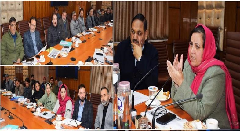 Sakeena Itoo assesses various issues on fee fixation, regulation of Private Schools across J&K