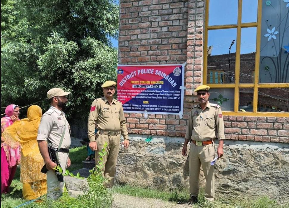 Police attach property of notorious drug peddler under NDPS Act in Srinagar