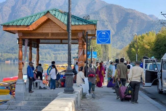 Tourism Boom in J&K: Over Rs 500 Crore Spent on Projects Under Swadesh Darshan Scheme