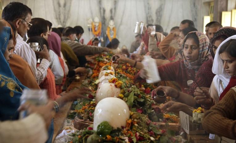 Devotees flock in large numbers to Shiva temples across India on third Monday of Sawan