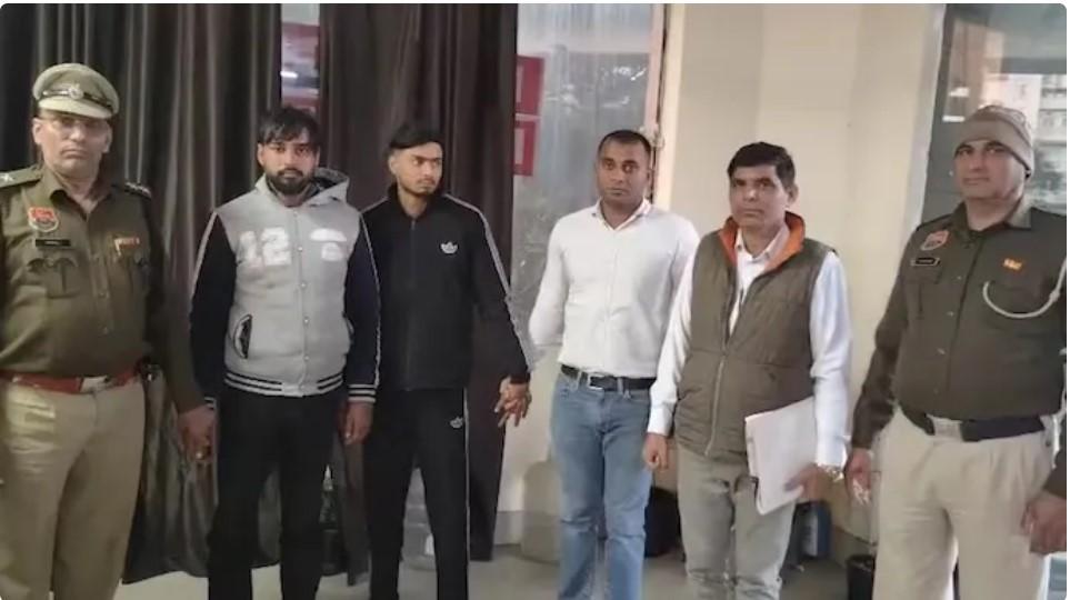 शादीशुदा महिला ने #MarriageProposal ठुकराया तो मार दी #G@oli