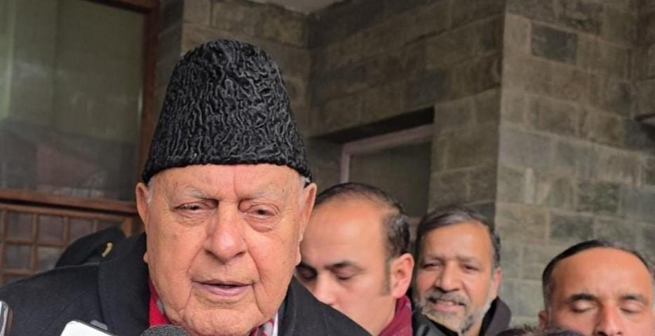 Extremists attacking Kashmiris are on Hitler's path, will go away: Farooq Abdullah