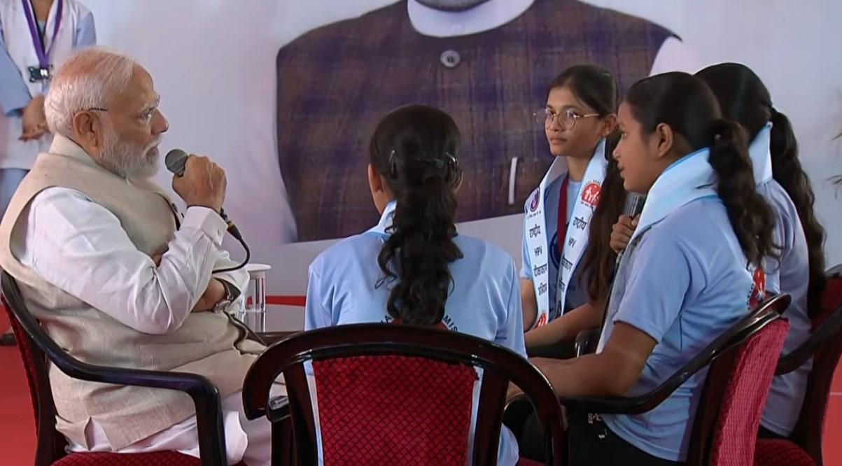 PM Modi launches nationwide HPV vaccination drive for 14-year-old girls