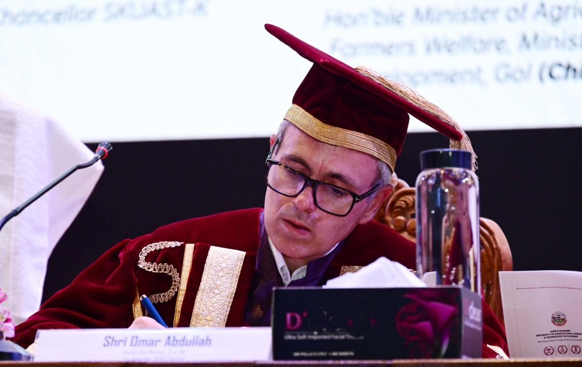 J&K’s future lies in hands of young scientists: CM Omar at SKAUST-K Convocation