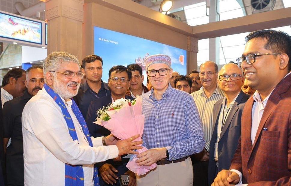 CM Omar Abdullah invites travellers to explore Kashmir, highlights J&K’s year-round attractions