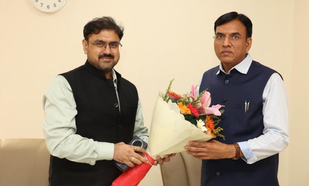 Satish Sharma calls on Union Minister for Youth Affairs & Sports