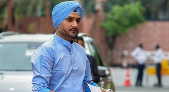 Punjab Police withdraws security cover of MP Harbhajan Singh after BJP switch