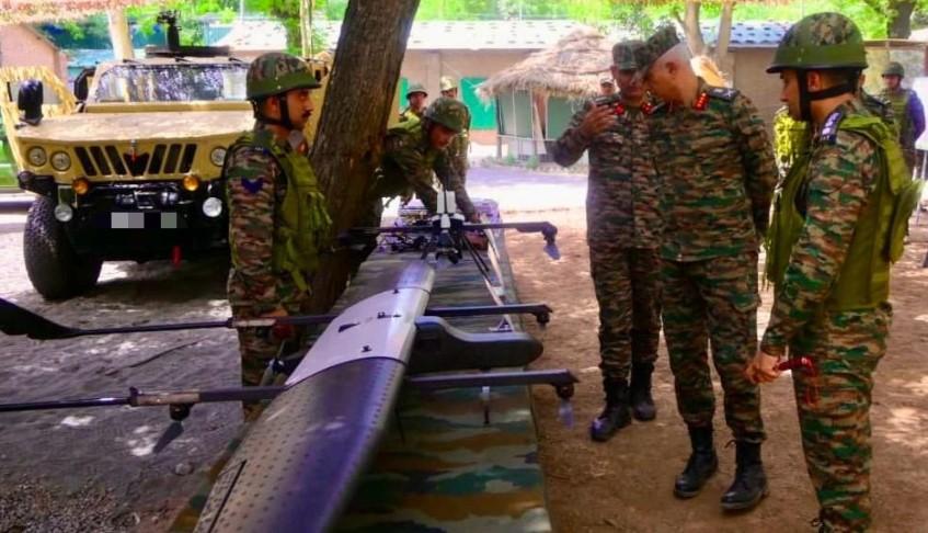 Rising Star Corps Commander Reviews Operational Preparedness in Kathua, Pathankot