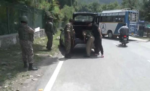 J&K : Security Forces have neutralised three terrorists in an anti-terror operation in the Harwan area of Srinagar