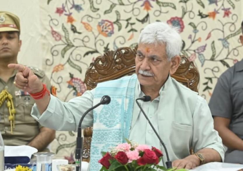 Lieutenant Governor visits Baltal, reviews preparations for the upcoming Shri Amarnathji Yatra