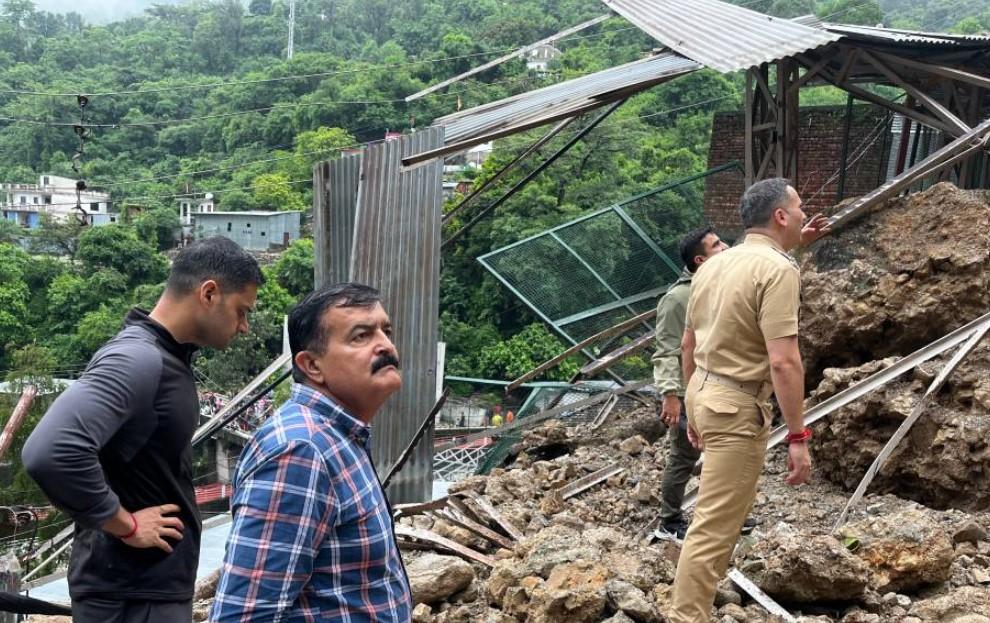 LG Sinha expresses grief over pilgrims death in Vaishno Devi landslide