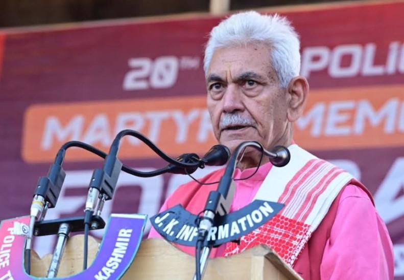 If anyone disrespects the sovereignty of India and the memories of police martyrs, he will not be spared: LG Sinha