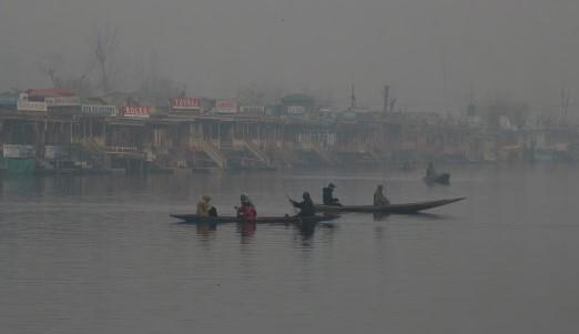 Rain lashes plains as snowfall occurs in some higher reaches of J&K