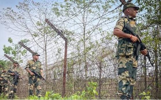 Pak intruder retreats after BSF fires warning shots in J-K's Kathua