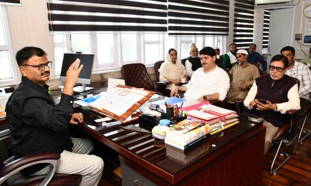 Javed Rana assures swift action on issues raised by MLA’s, contractors