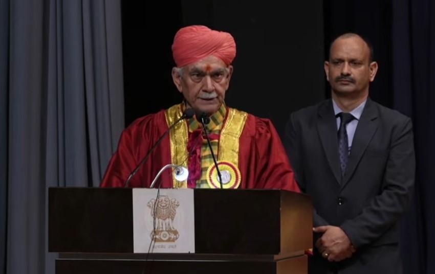 आतंकवाद विकास का दुश्मन; समाज की भी ज़िम्मेदारी है कि वह इस खतरे के खिलाफ खड़ा हो। #LG Manoj Sinha