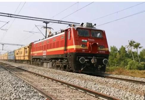 Northern Railway adds 40 runs of Delhi–Katra special train for summer rush