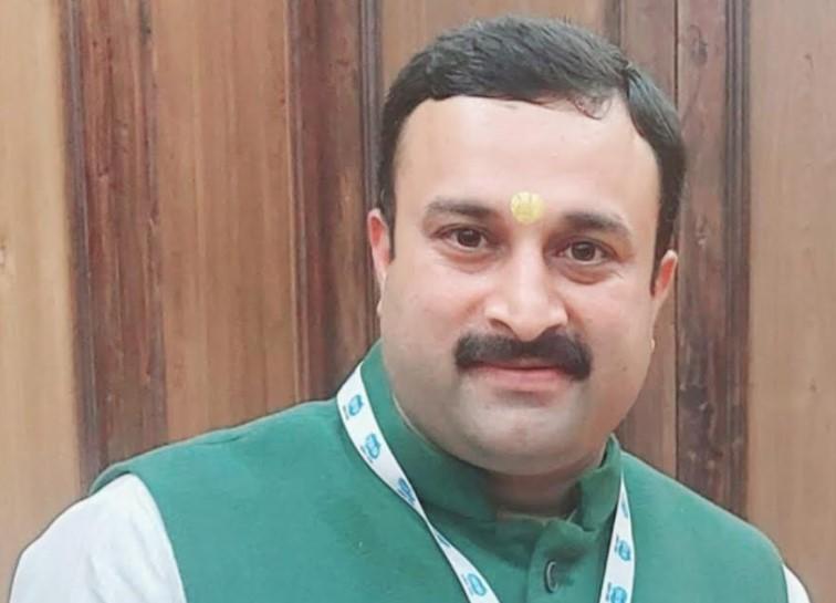 Celebrate Dhanteras on Saturday, October 18, with Auspicious Shopping and Worship: Mahant Rohit Shastri, Jyotishacharya