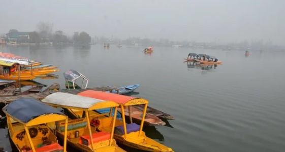 J&K heatwave to ease as rain spell begins today: MeT Director