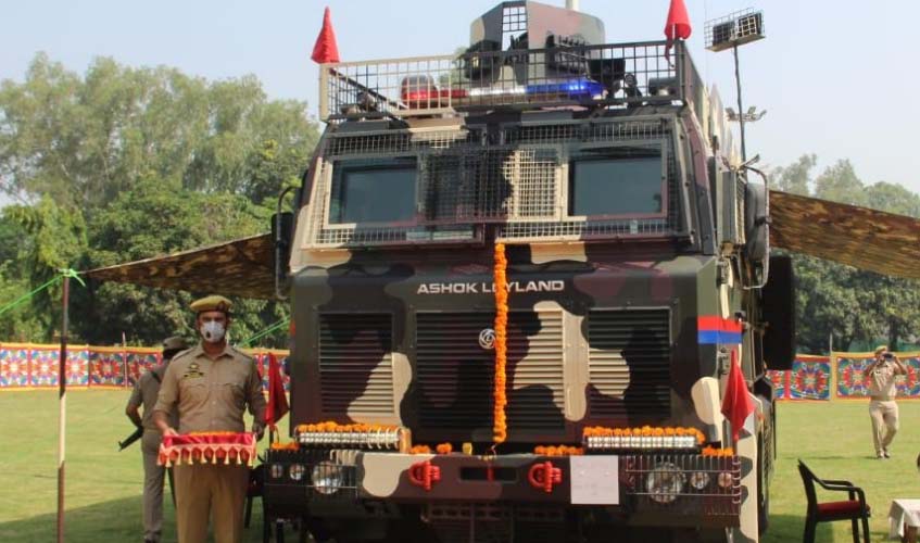 DGP, J&K dedicates Command Vehicle at DPL Jammu; Reviews COVID-19 preparation at Police Hospital and reviews ‘Mission Saathi’