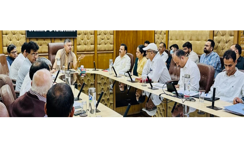 Amit Sharma reviews issues regarding Mining sector in J&K