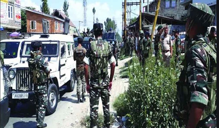 More than six injured in grenade attack in Jammu and Kashmir's Sopore