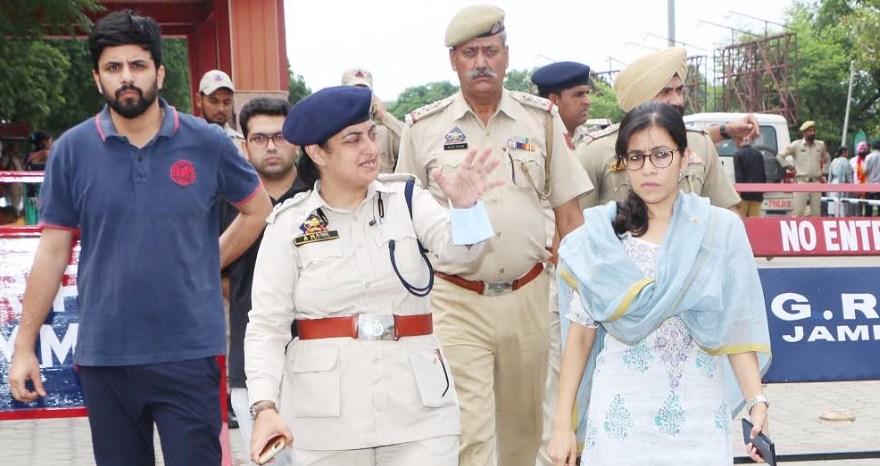 DC Jammu pays surprise visit to Railway Station, Vaishnavi Dham, Panchayat Bhawan