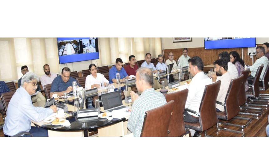 J&K embarks on mission to create Family IDs;CS consults stakeholders for making headway