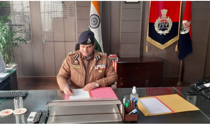 R-Day: Conduct verification of border dwellers living near IB: SSP