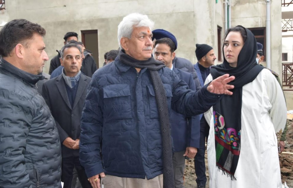 Lt Governor conducts on-site inspection and reviews ongoing construction work of Transit Accommodations