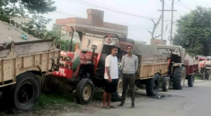 DMO Jammu seizes 6 vehicles involved in illegal mining